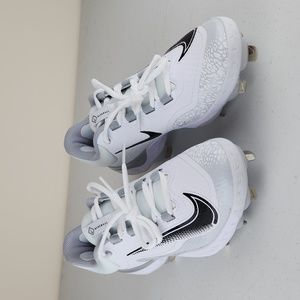 Nike Alpha Huarache Elite 4 LowMen's Baseball Cleats